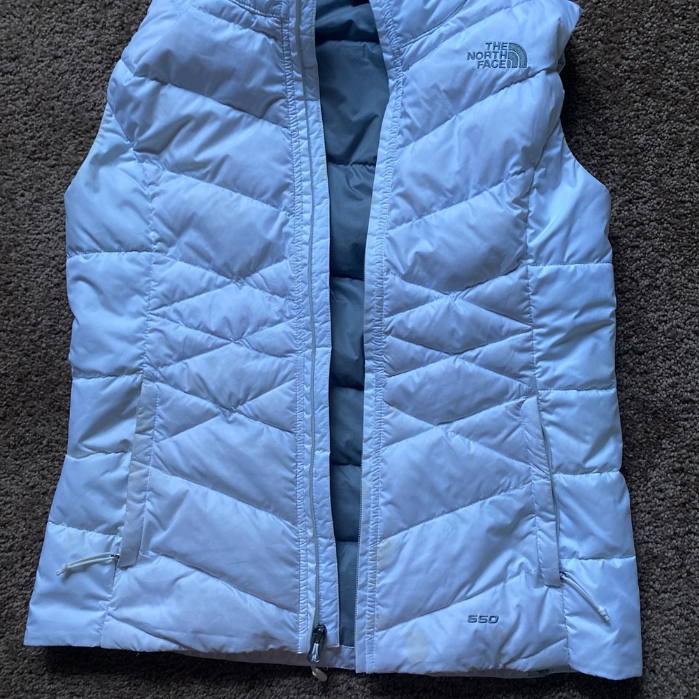 North face white vest READ SMALL